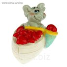 Сувенир "Слонёнок. Радость в лодке с сердечками"