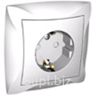 ДУЭТ Розетка с заземлением со шторками белая (WDE000144)