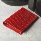Обложка для паспорта, красный крокодил
