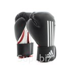 Боксерские перчатки Energy 100 Boxing Glove 8oz цвет черно белый