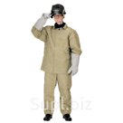 Костюм состоит из куртки и брюк. Куртка с центральной потайной застежкой, карманы в рельефных швах.  Иметься вентиляционные отверстия в нижней части проймы. Во…