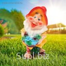 Садовая фигура "Гном с виноградом"