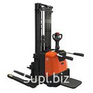 Штабелер с платформой оператора BT Staxio SPE135S