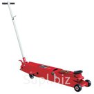 Домкрат гидравлический подкатной используется для плавного подъема автотранспортных средств, а также других различных агрегатов. Профессиональный. Усиленная ко…