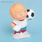 Резиновая игрушка "Футболист"