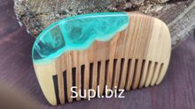 Гребень для волос ручной работы из дерева и эпоксидной смолы