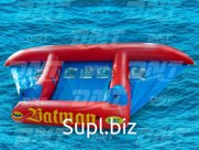 Буксируемая ватрушка Бэтман "Бэтмэн" пользуется большой популярностью у отдыхающих на пляже. Он относится к типу аттракционов Таблетка или Плюшка. Удобные сиде…