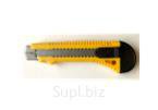 Нож технич. 18*100*0.5mm усил.метал.направл. 81776 (24/240шт) MaxiTool