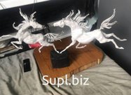 Скульптура «Белые лошади в галопе» - изготовление на заказ