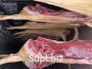 Продаётся свинина полутушами на постоянной основе,любой сорт свинины ,домашний ,бекон ,любой объём