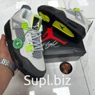 Nike Jordan 4 Retro model 13